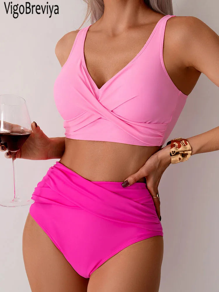 Estilo que reluz luxo em cada curva ,o mar pediu esse biquíni chic, sensual, perfeito,sua presença é o destaque.Discreto e sex ao mesmo tempo ,VigoBreviya