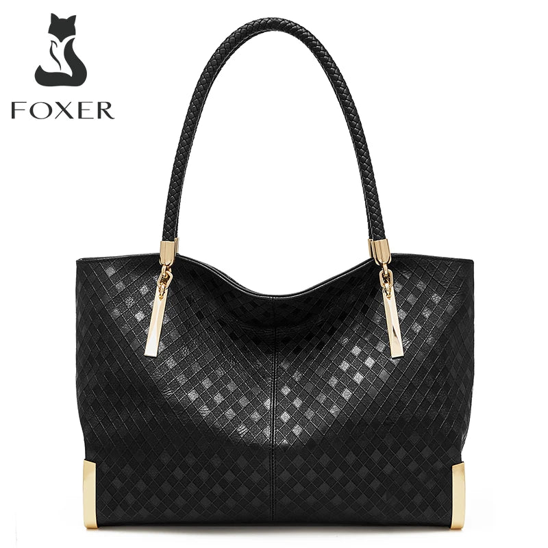 Presenteie com Beleza e Amor Neste Dia com uma linda bolsa que è puro luxo