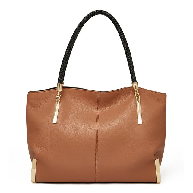 Presenteie com Beleza e Amor Neste Dia com uma linda bolsa que è puro luxo