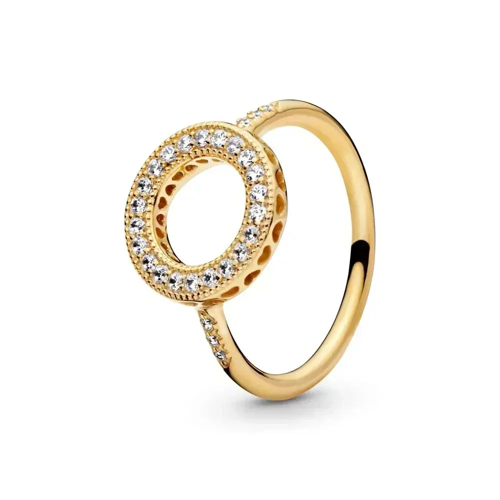 Anel requintado em prata de lei 925 com detalhes em ouro, modelo coroa em formato de coração brilhante, um sucesso de vendas e uma joia charmosa e moderna